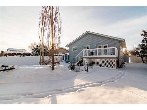 527 Main Street South, Redcliff, AB - Outdoor With Deck Patio Veranda