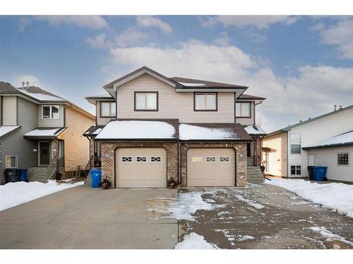 881 Ross Glen Drive Se, Medicine Hat, AB - Outdoor With Facade