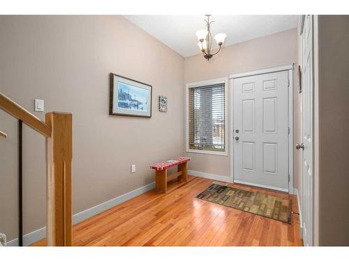 881 Ross Glen Drive Se, Medicine Hat, AB - Indoor Photo Showing Other Room