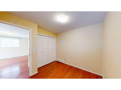 38 Northlands Lane Ne, Medicine Hat, AB - Indoor Photo Showing Other Room