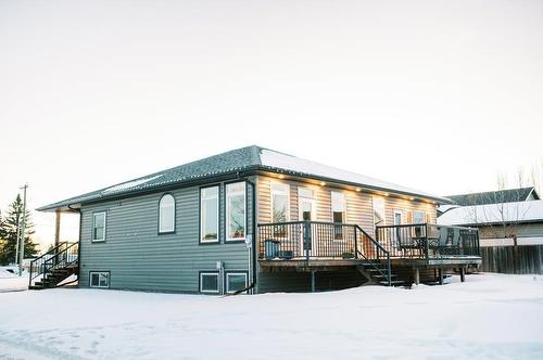 6002 52 Avenue, Stettler, AB - Outdoor With Deck Patio Veranda