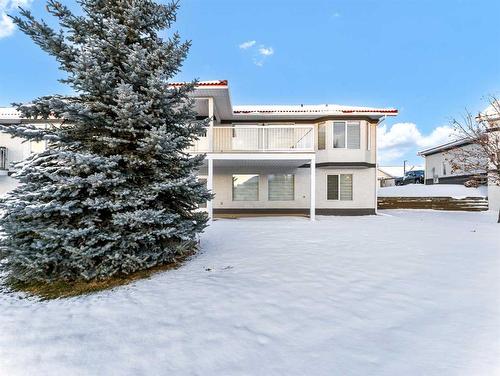 305 Park Meadows Lane Se, Medicine Hat, AB - Outdoor