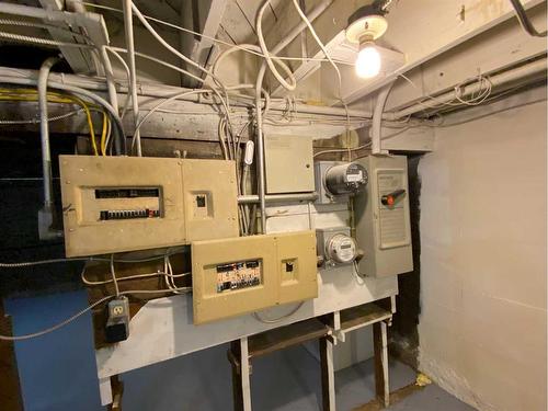 165 Centre Street, Tilley, AB - Indoor Photo Showing Basement