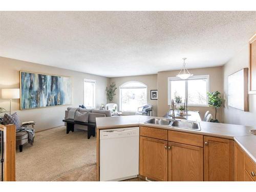 73 Sunrise Way Sw, Medicine Hat, AB - Indoor Photo Showing Kitchen With Double Sink