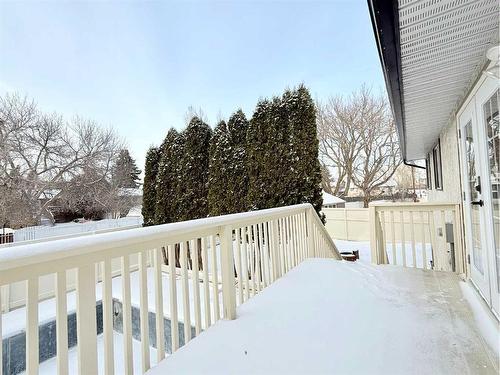 73 Ross Haven Crescent Se, Medicine Hat, AB - Outdoor With Deck Patio Veranda