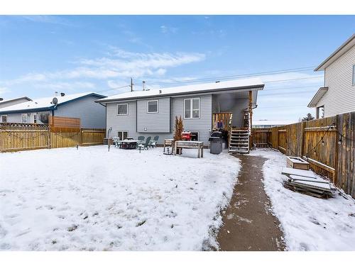 2131 11 Avenue Ne, Medicine Hat, AB - Outdoor With Exterior