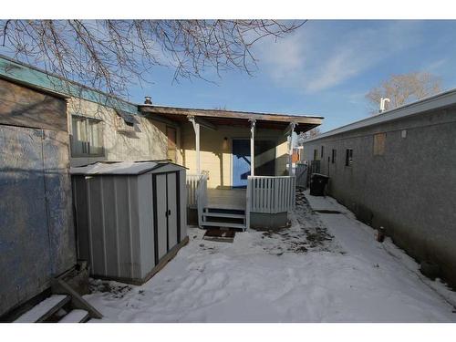 160 Anson Avenue Sw, Medicine Hat, AB - Outdoor With Deck Patio Veranda