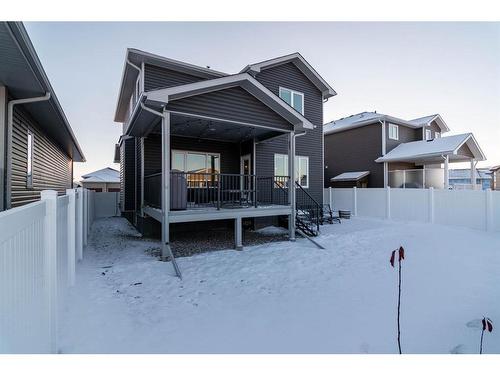 606 Somerside View Se, Medicine Hat, AB - Outdoor With Deck Patio Veranda