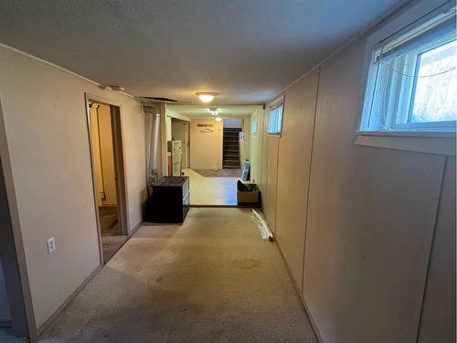 1246 Dominion Street Se, Medicine Hat, AB - Indoor Photo Showing Other Room