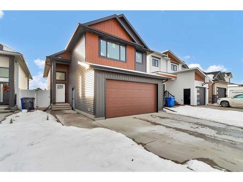 69 Sunwood Crescent Sw, Medicine Hat, AB - Outdoor With Facade