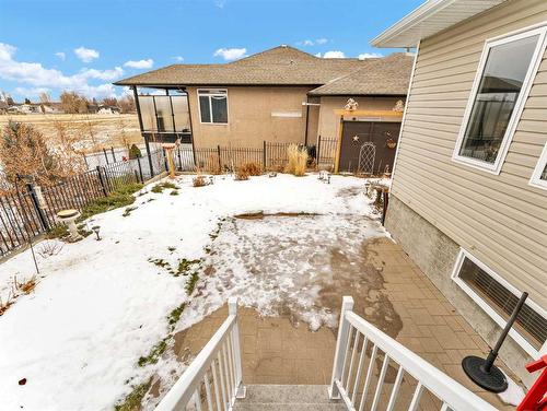 8 Sunrise Bay Sw, Medicine Hat, AB - Outdoor