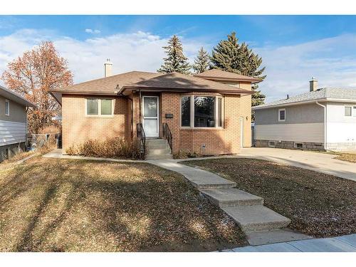 322 Connaught Drive Sw, Medicine Hat, AB - Outdoor