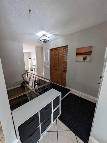 45 Red Deer Drive Sw, Medicine Hat, AB - Indoor Photo Showing Other Room