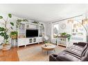 621 20 Street Ne, Medicine Hat, AB  - Indoor Photo Showing Living Room 