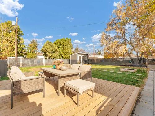 46 Aberdeen Street Se, Medicine Hat, AB - Outdoor With Deck Patio Veranda