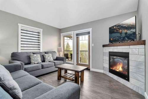 709/710-401 4 Street, Rural Cypress County, AB 