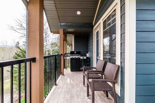 709/710-401 4 Street, Rural Cypress County, AB 