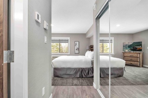 709/710-401 4 Street, Rural Cypress County, AB 