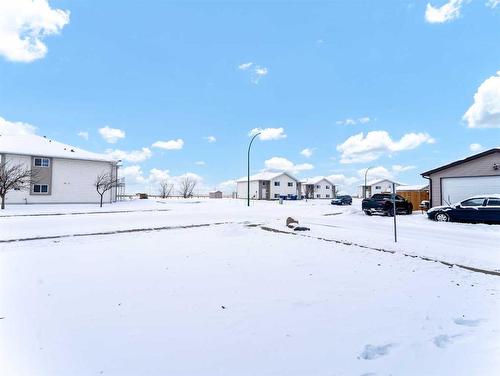 60 Northlands Lane Ne, Medicine Hat, AB - Outdoor