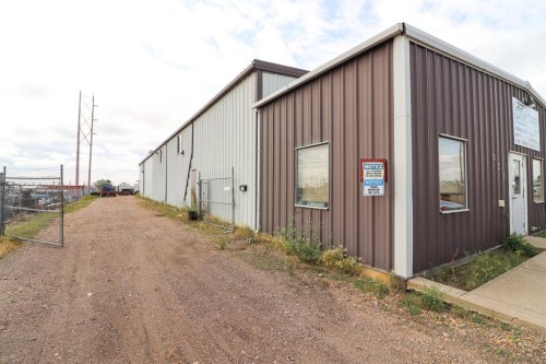 521 Industrial Road, Brooks, AB 
