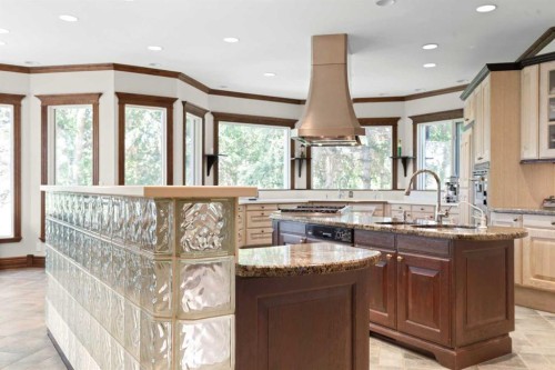 12332 Range Road 52A, Rural Cypress County, AB - Indoor Photo Showing Kitchen With Upgraded Kitchen