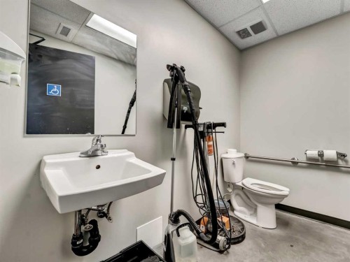 2-2010 Strachan Road Se, Medicine Hat, AB 