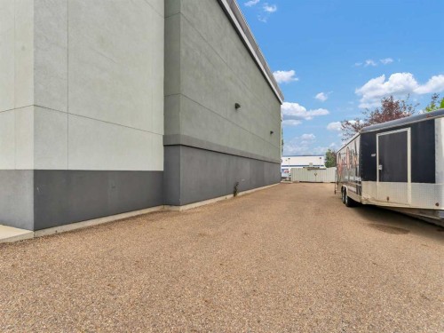 2-2010 Strachan Road Se, Medicine Hat, AB 