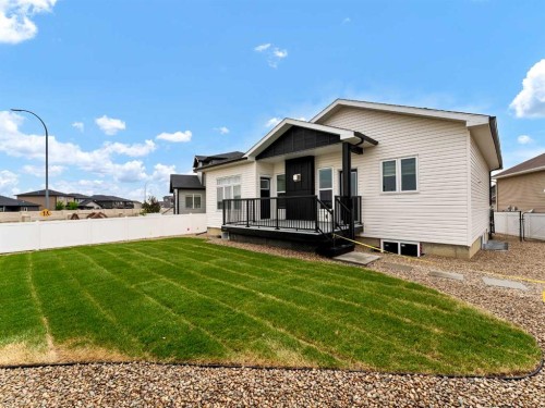 32 Somerside Way Se, Medicine Hat, AB - Outdoor With Deck Patio Veranda