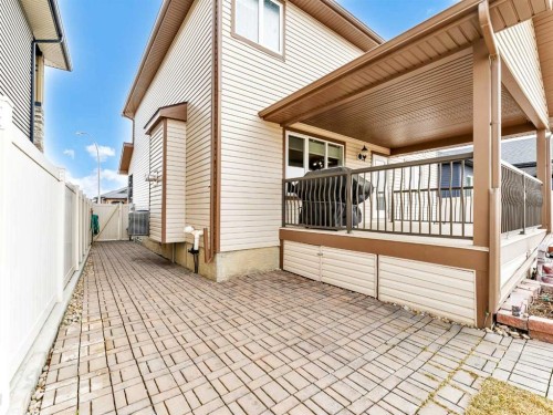 356 Somerside Crescent Se, Medicine Hat, AB - Outdoor With Deck Patio Veranda With Exterior