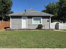 65 Amherst Street  Irvine, AB T0J 1V0