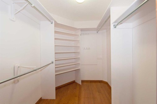 35 Park Meadows Place Se, Medicine Hat, AB - Indoor