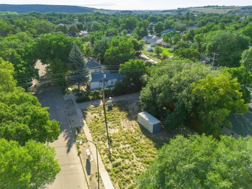 925 Yuill Street Se, Medicine Hat, AB 