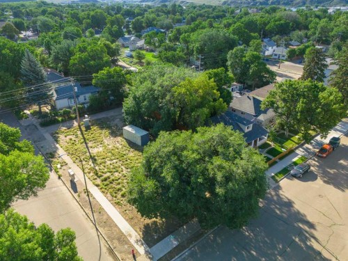 925 Yuill Street Se, Medicine Hat, AB 