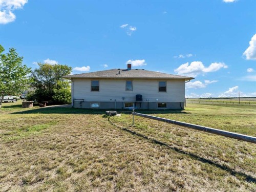 1-13402 Range Road 75, Rural Cypress County, AB - Outdoor