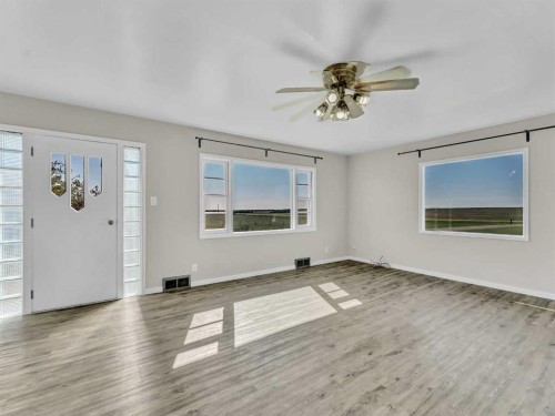 1-13402 Range Road 75, Rural Cypress County, AB - Indoor