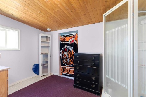 428 6 Street, Suffield, AB - Indoor Photo Showing Other Room
