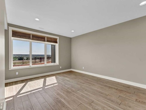 44 Palisades Mews Ne, Medicine Hat, AB - Indoor Photo Showing Other Room