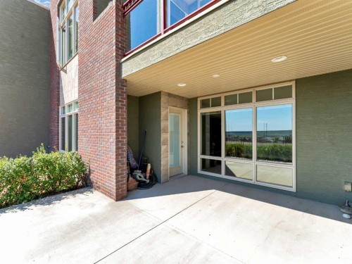 44 Palisades Mews Ne, Medicine Hat, AB - Outdoor With Deck Patio Veranda With Exterior