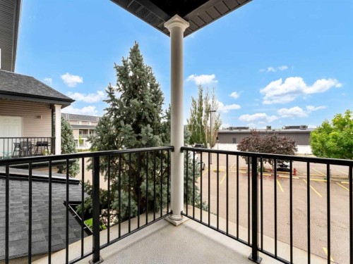 11-298 Somerset Way Se, Medicine Hat, AB - Outdoor With Exterior