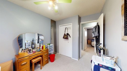 444 Sissons Crescent Se, Medicine Hat, AB - Indoor