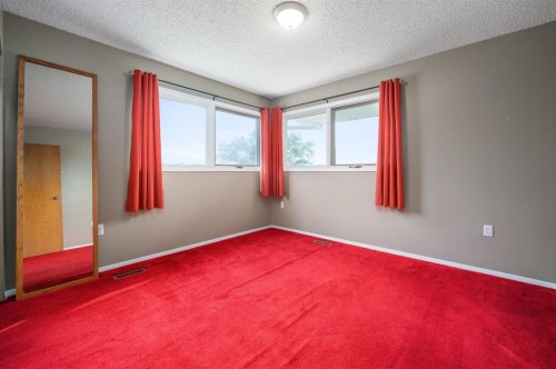 116 6 Avenue West, Empress, AB - Indoor