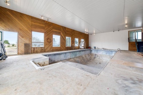 116 6 Avenue West, Empress, AB - Indoor Photo Showing Other Room