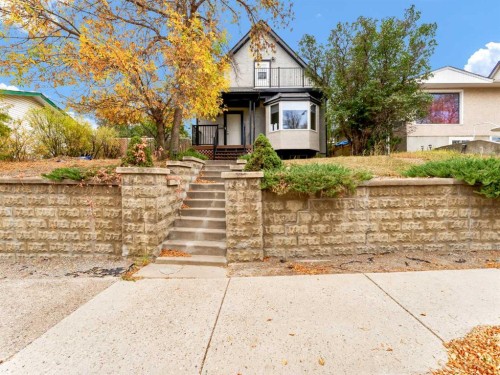 427 5 Street SE Medicine Hat, AB T1A 0M9