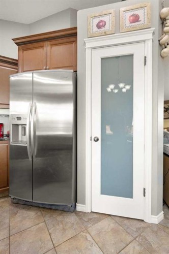 404 Jesmond Place Sw, Redcliff, AB - Indoor