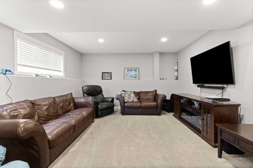 404 Jesmond Place Sw, Redcliff, AB - Indoor