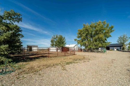 12323 Range Road 74, Rural Cypress County, AB - Outdoor