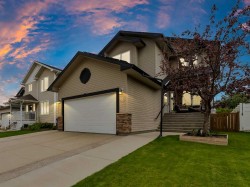 102 Sundown Road SW Medicine Hat, AB T1B 4W8