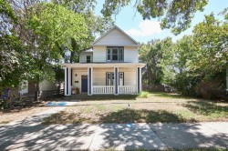 819 3 Street SE Medicine Hat, AB T1A 0H8