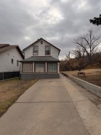 641 7 Street SE Medicine Hat, AB T1A 1K5