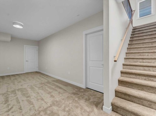 603-29 Somerset Road Se, Medicine Hat, AB - Indoor Photo Showing Other Room